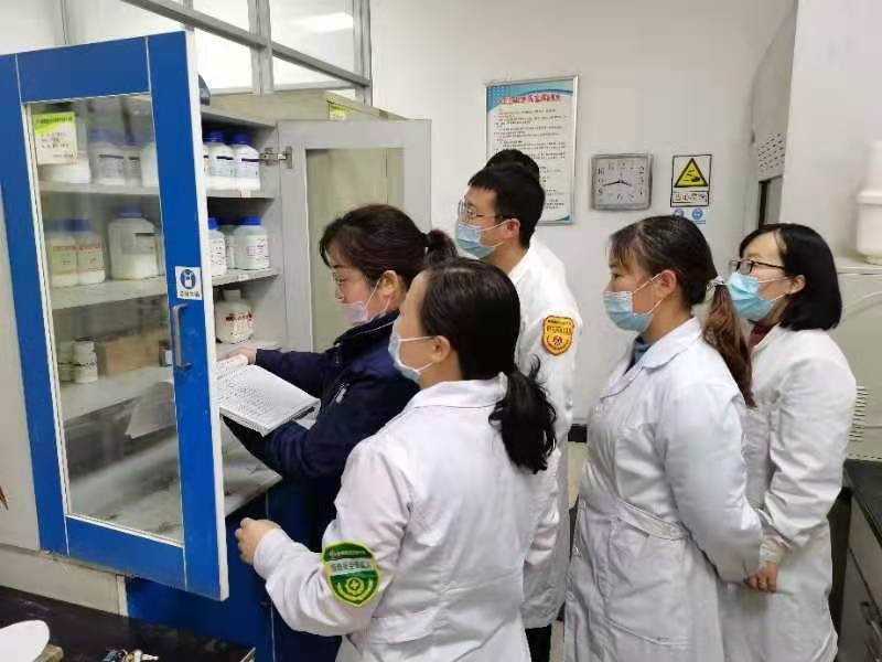 俯身實干，做“幼苗”培育人——記陜鋼集團漢鋼公司計量檢驗中心劉靜