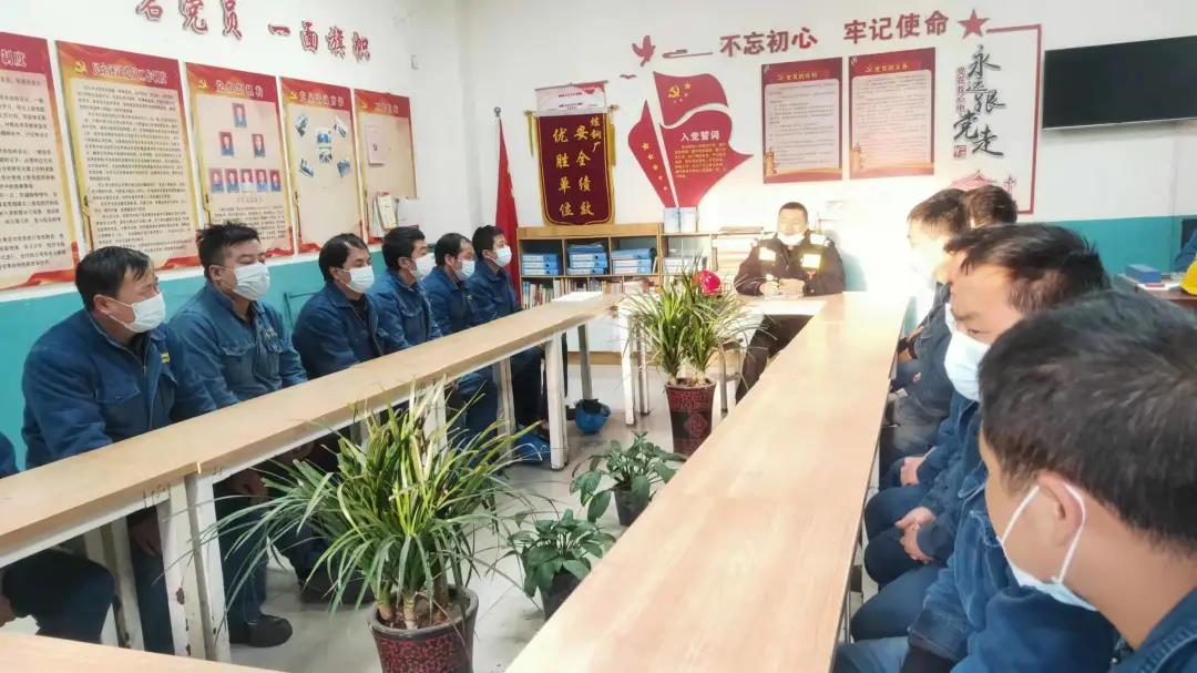 交通安全月！煉鋼廠“拍了拍”你
