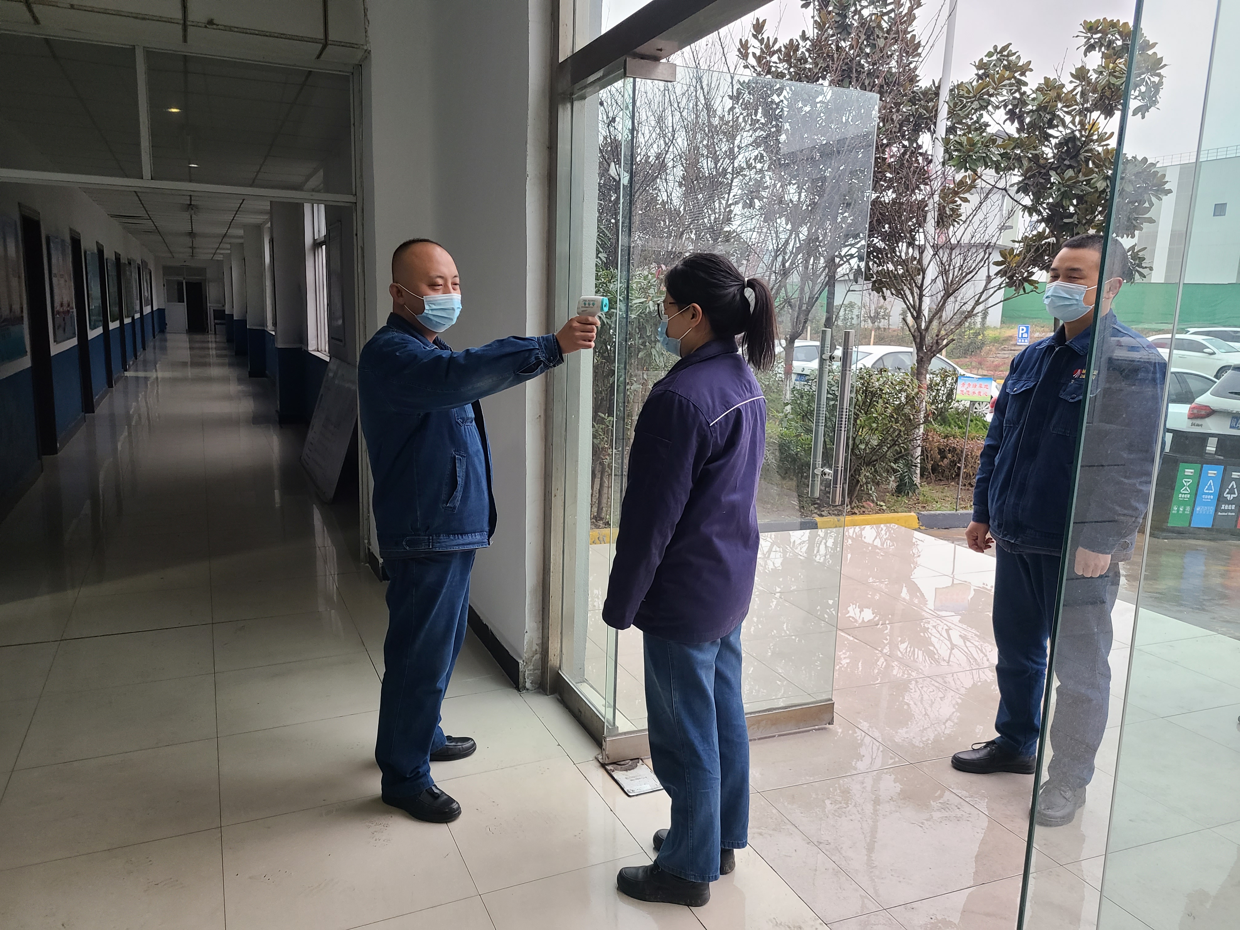 “吹拉彈唱”齊上陣，奏響年終安全最強音