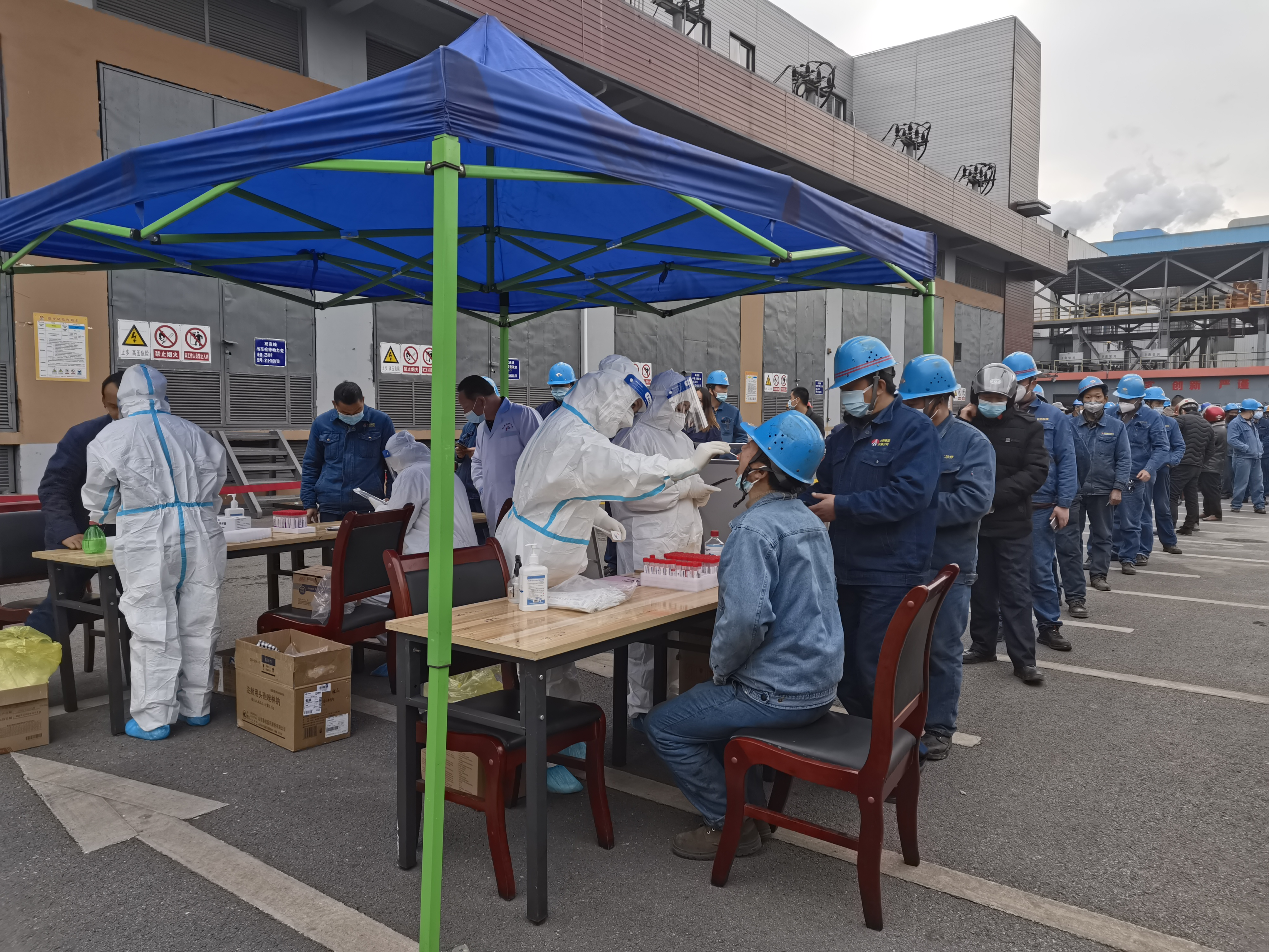 黨建領航，共同戰“疫”、攜手通“關”