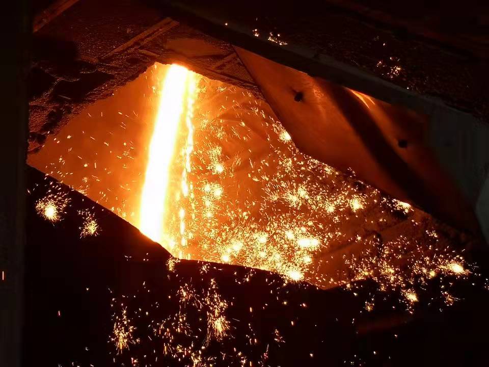 “四輪驅動”激活黨建強企紅色引擎