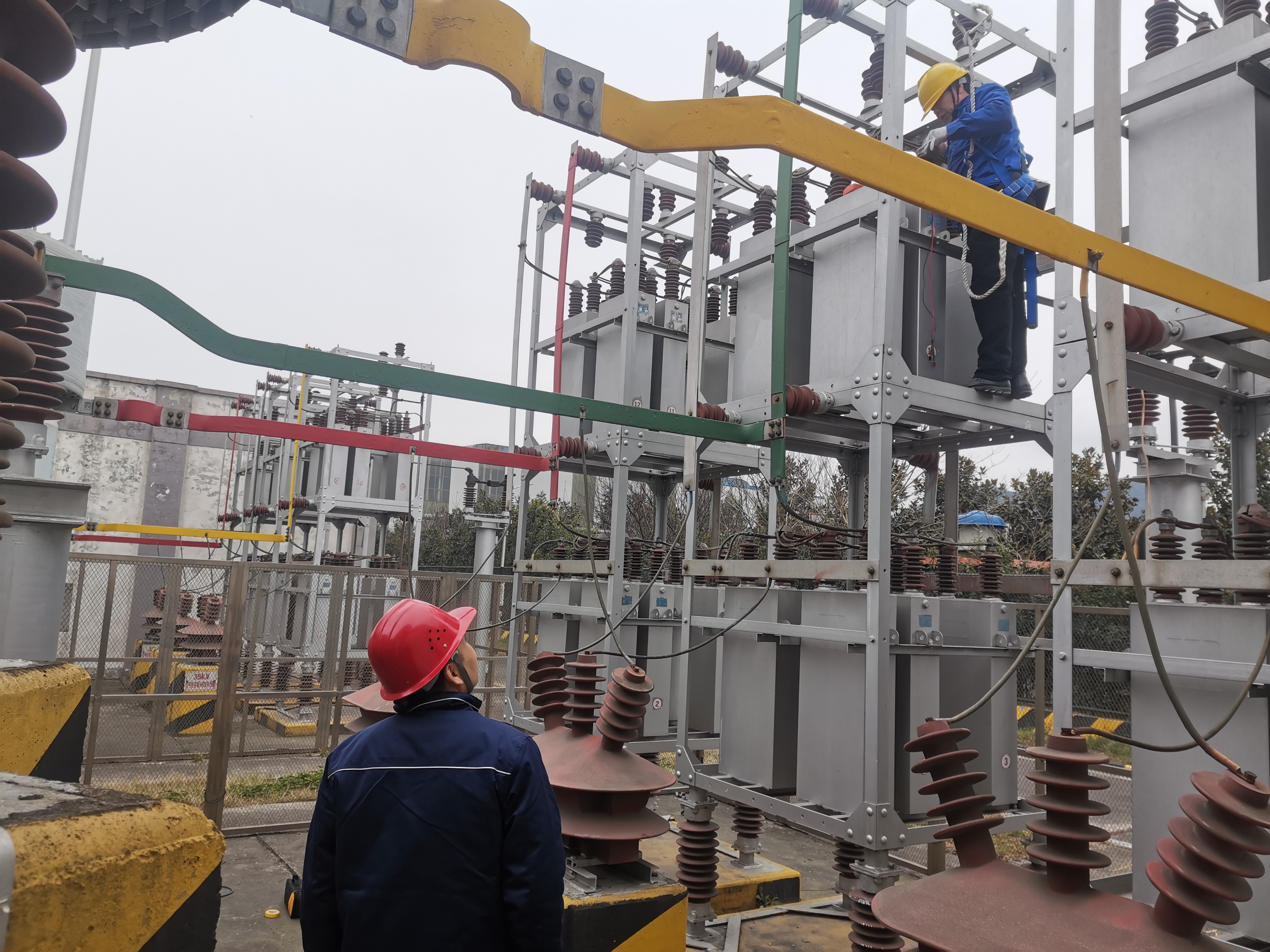 筑牢根基“硬核”策略保電力供應