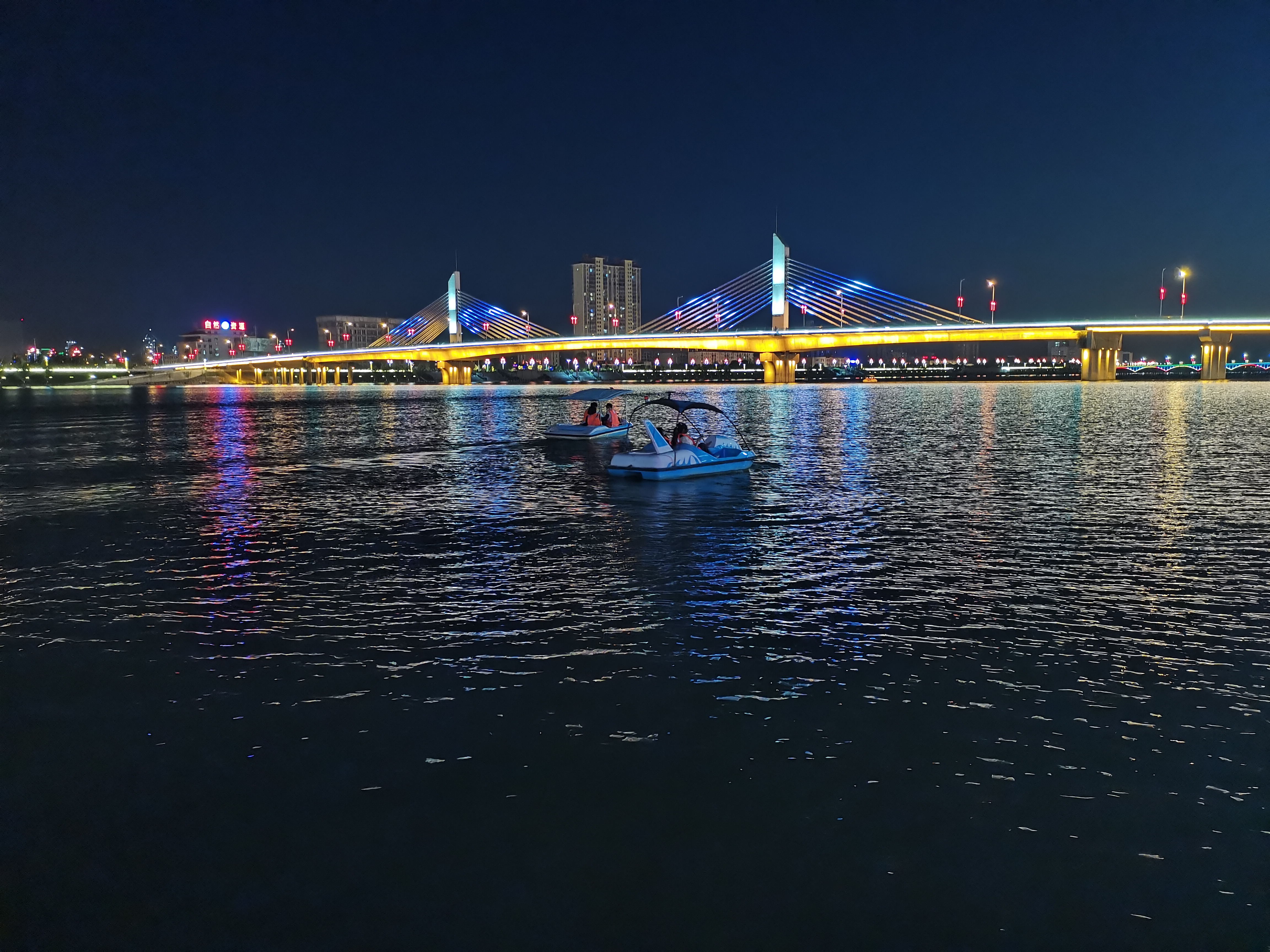 夜色里的漢江河