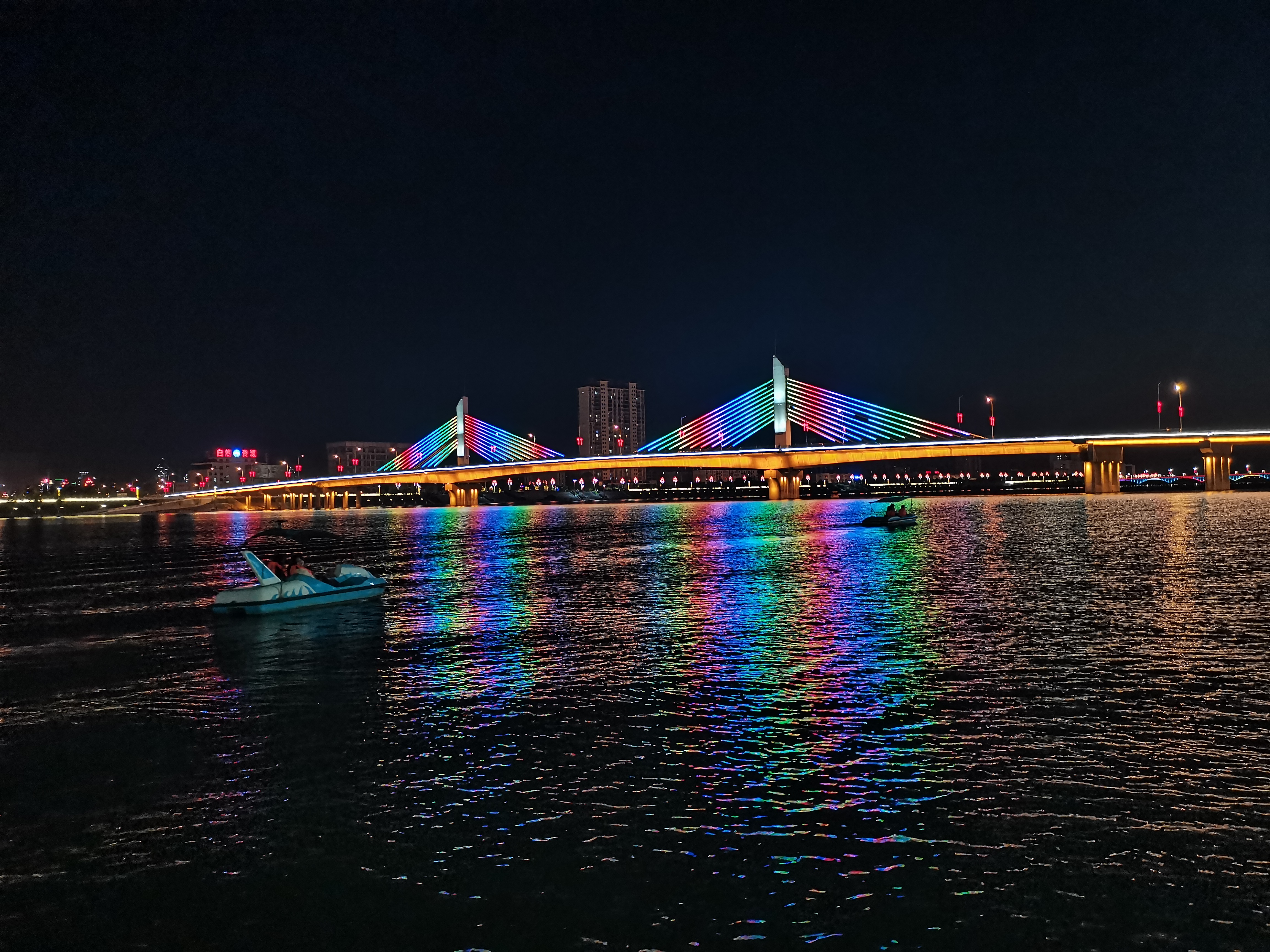 夜色里的漢江河