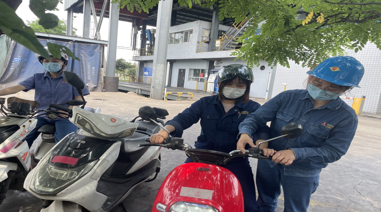 張蓉：安全戰線的“全能主播”