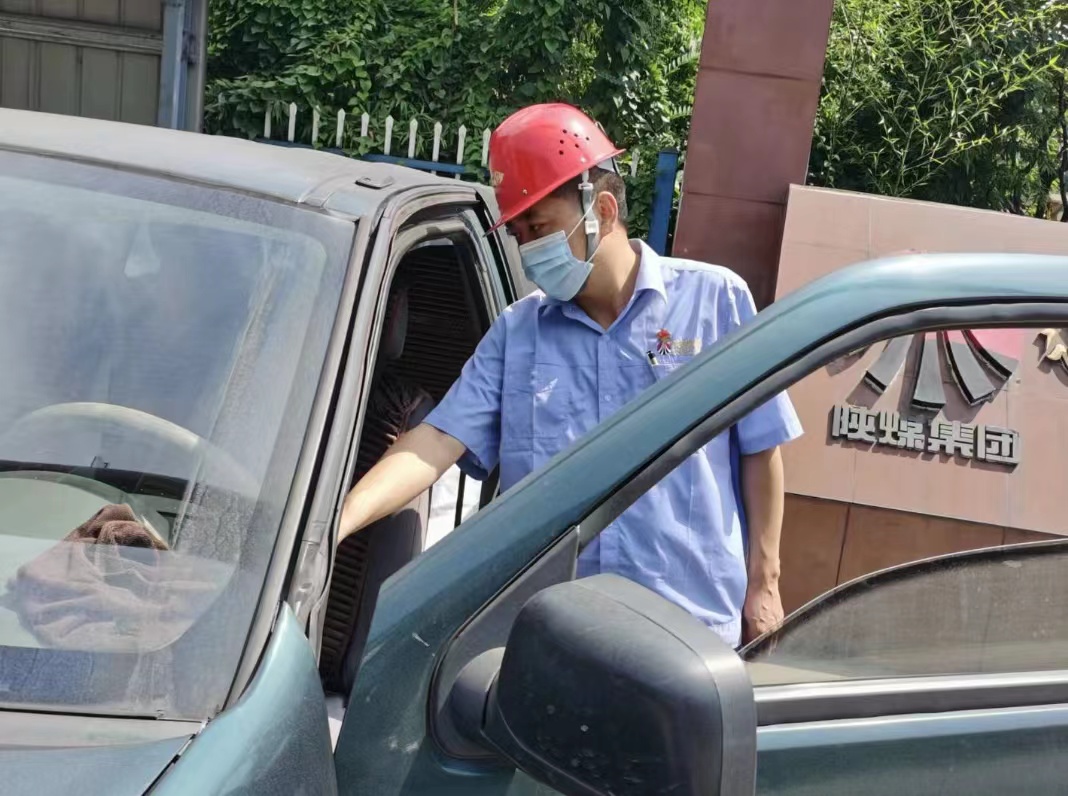 開展安全警示教育，筑牢交通安全防線
