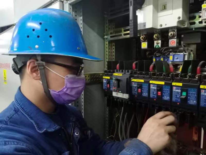 揮灑青春風采，做鋼城新時代有為青年