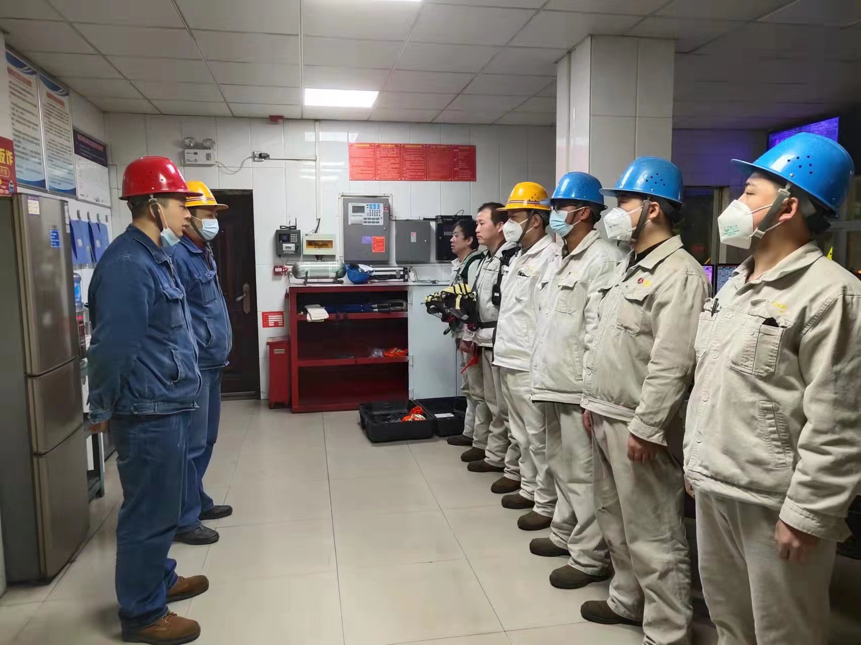 夯實班組建設，“步步為營”保安全