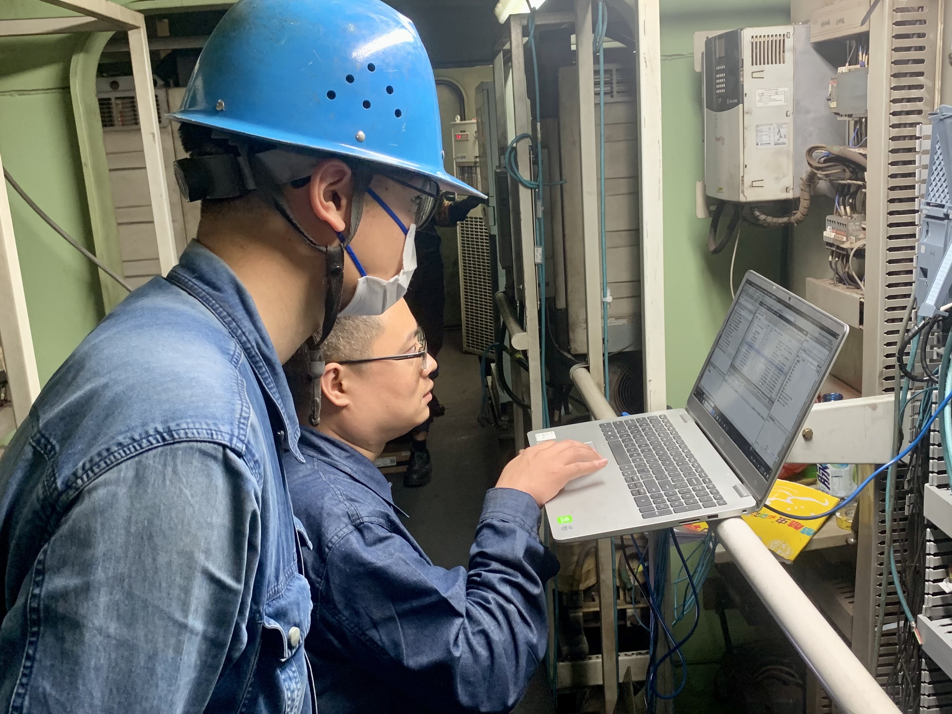 青春奮斗正當時，檢修磨礪創新功