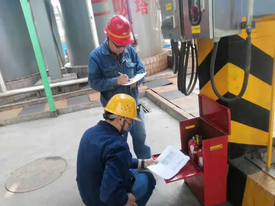 黨建引領聚合力  攜手共建促生產