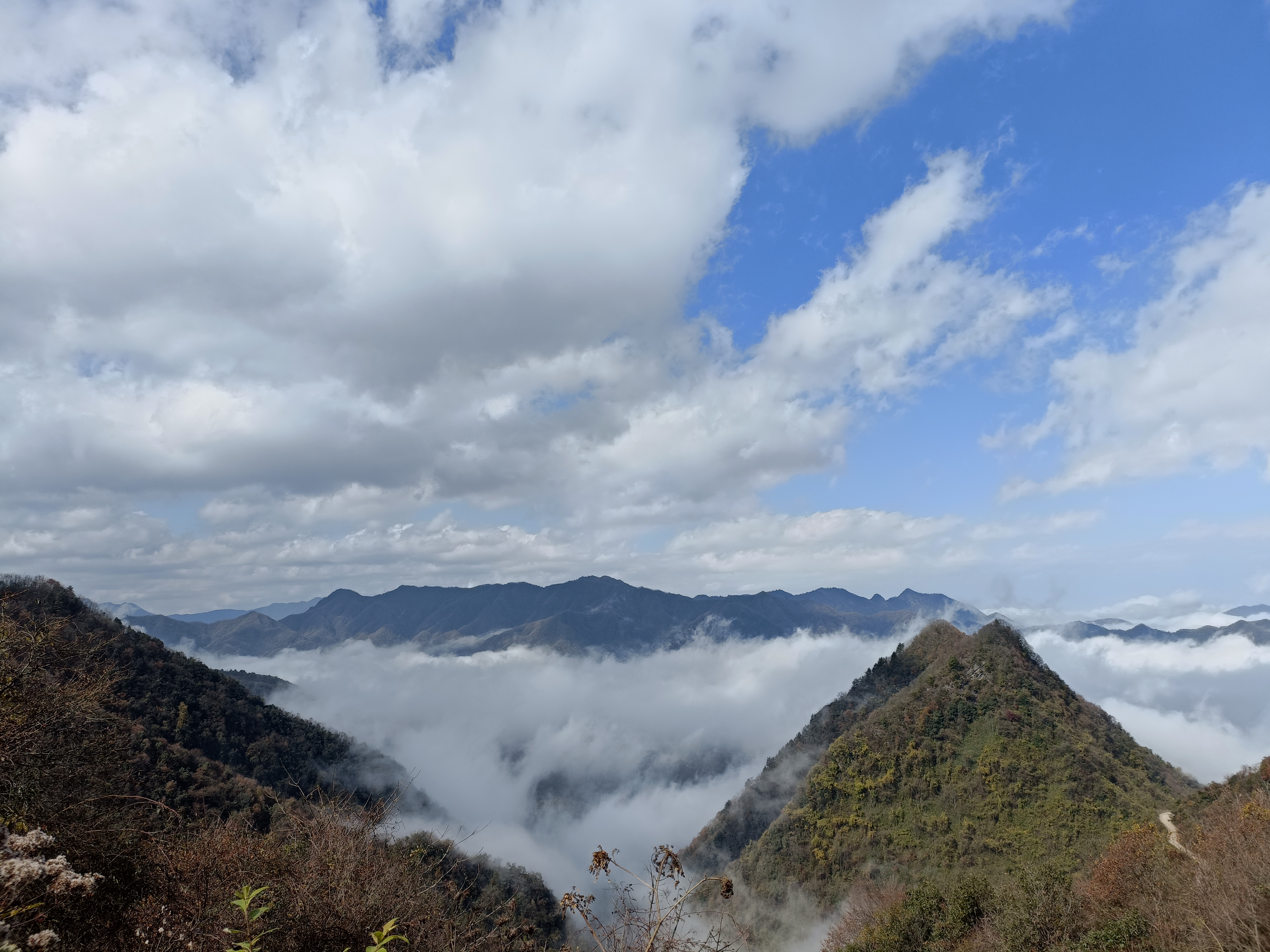 深秋的云霧寺