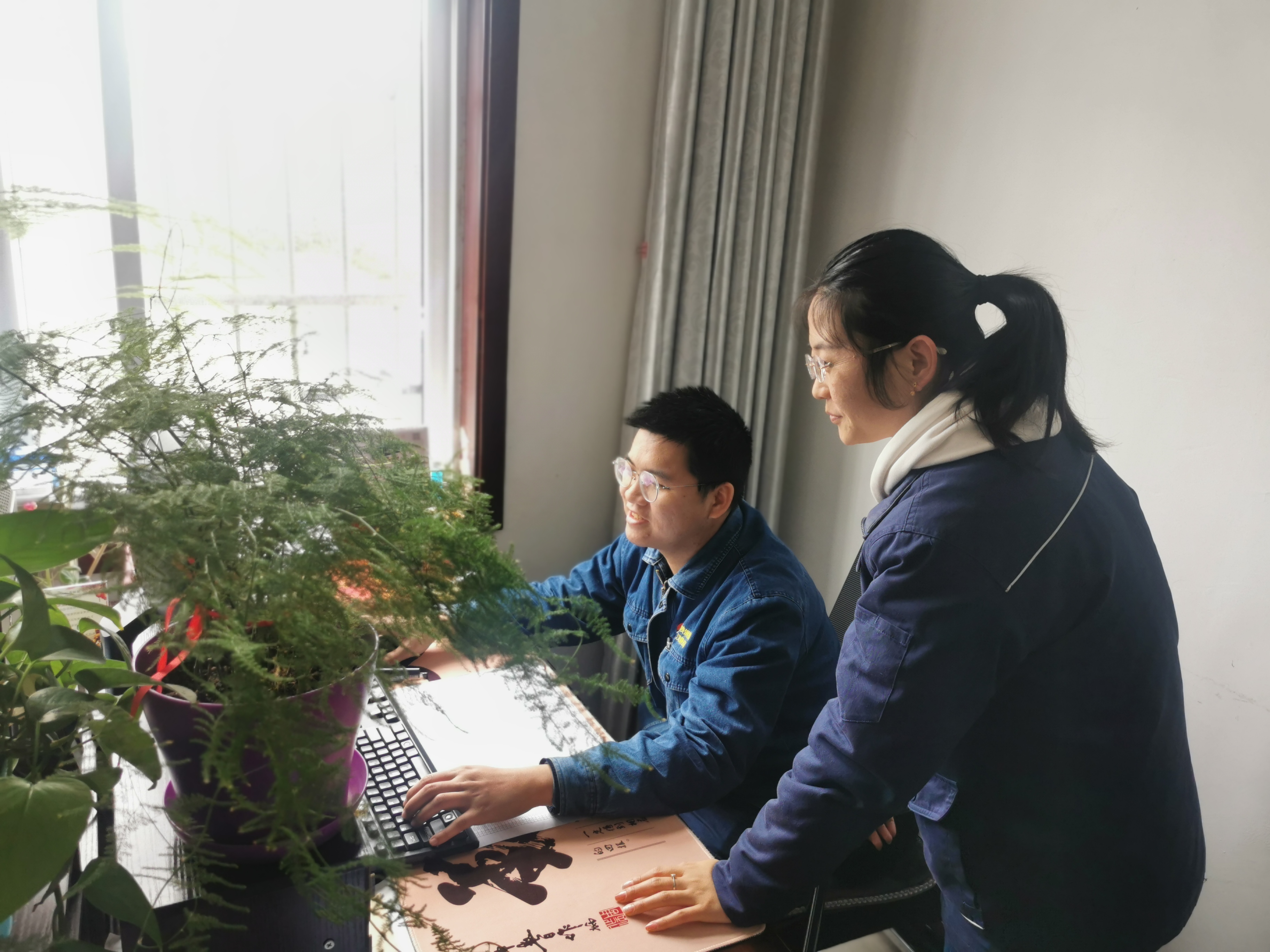 手執“鐵算盤”，胸勒“成本賬” ——記煉鋼廠“降本增效”先進個人孫玉