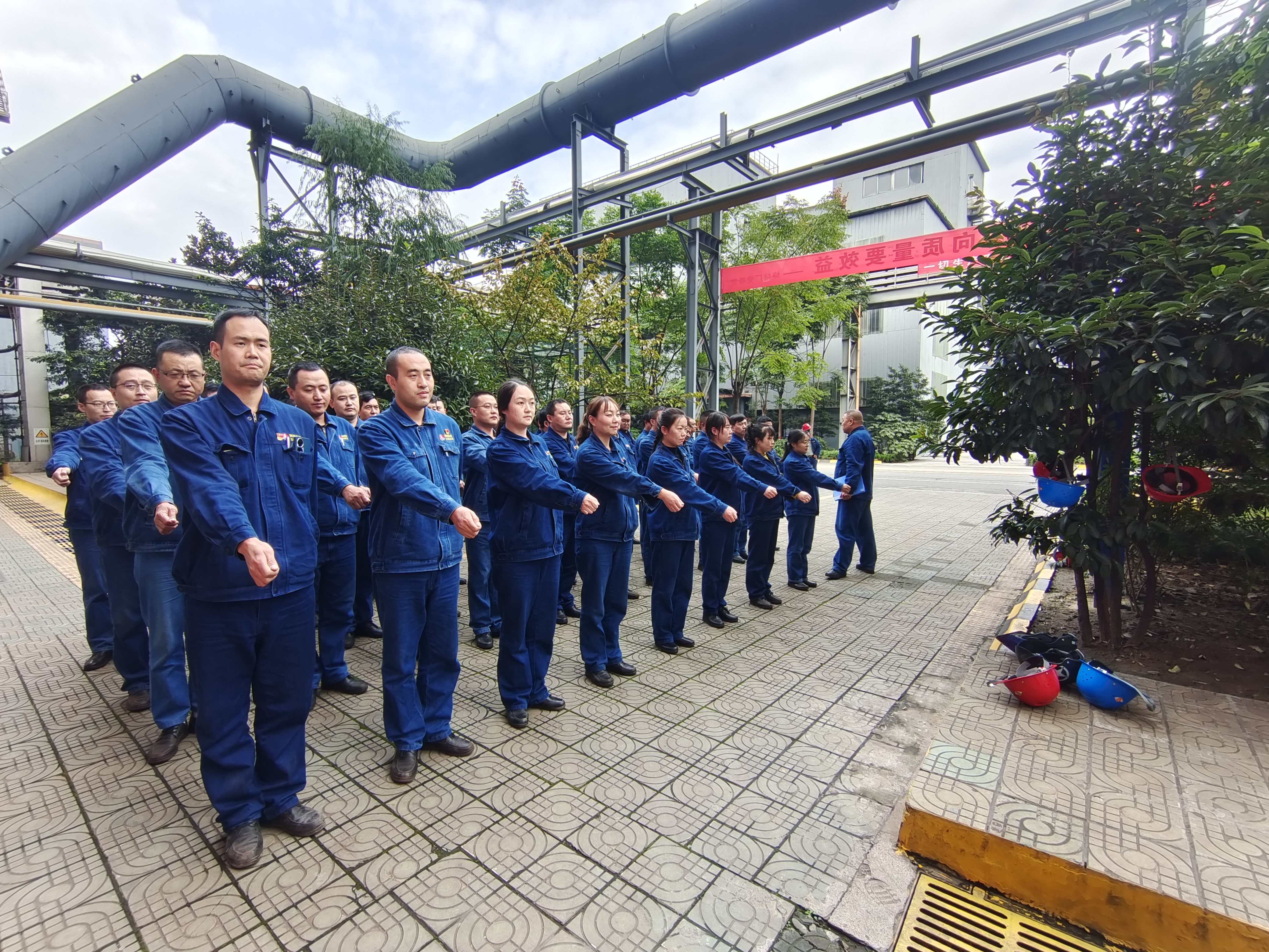 多元賦能，擦亮“黨建＋”最紅底色