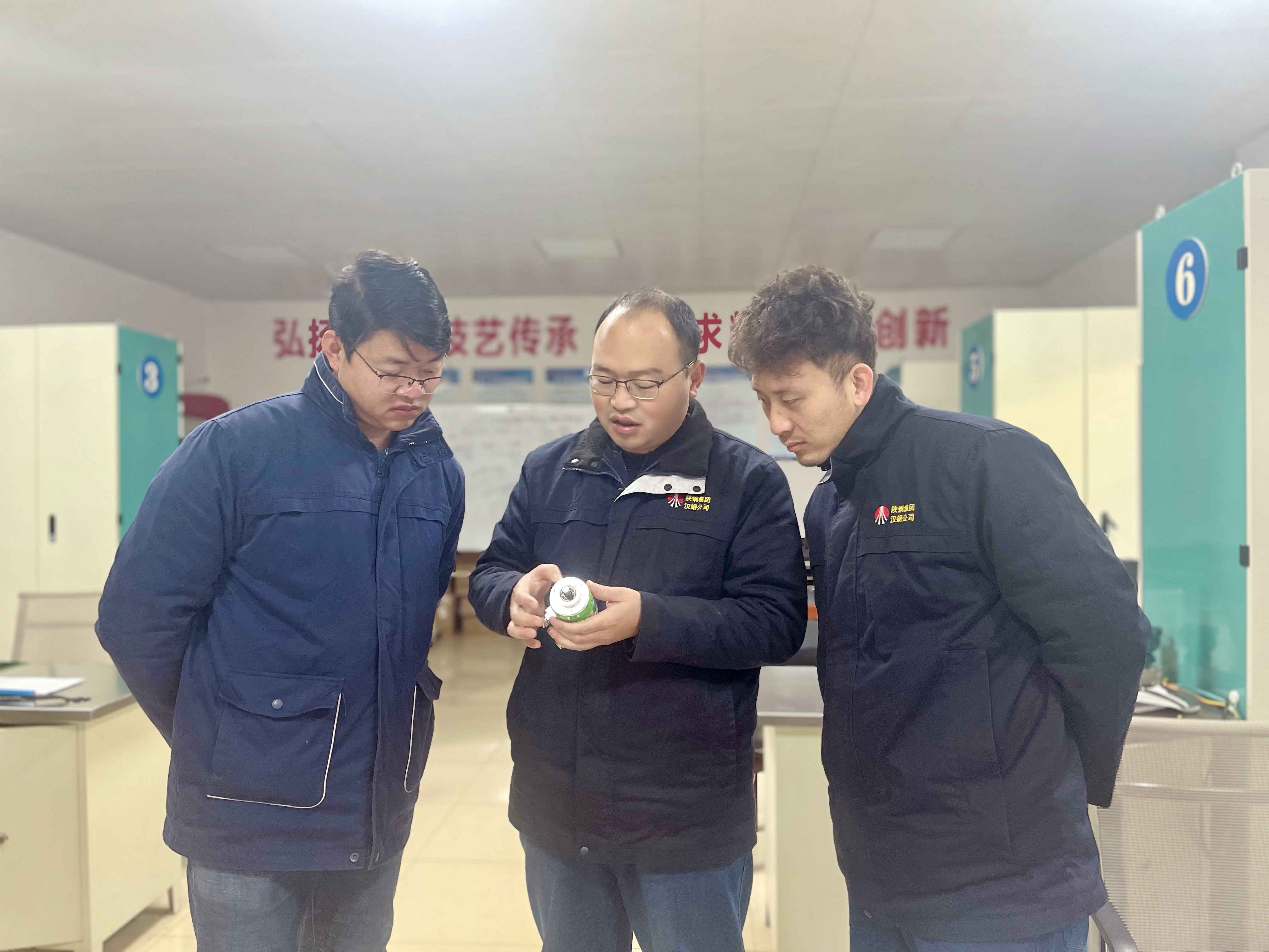 匠心傳承 讓桃李春滿園 -記陜西省機械冶金建材系統“帶徒名師”彭雅璐