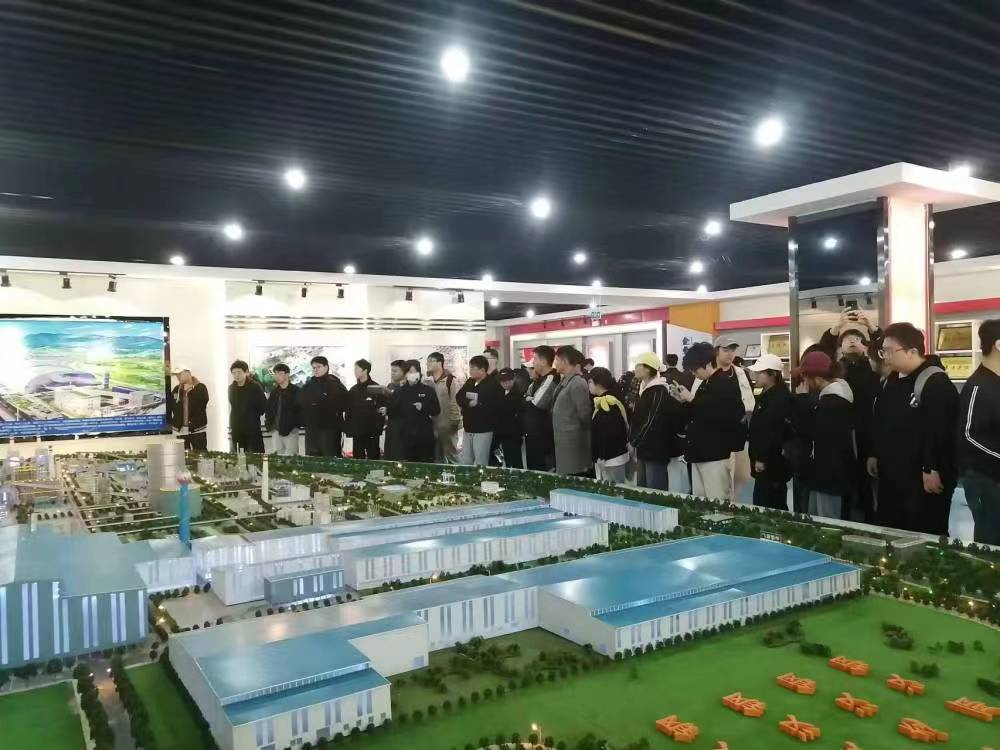 陜西理工大學材料科學與工程學院材控系師生到公司認識實習