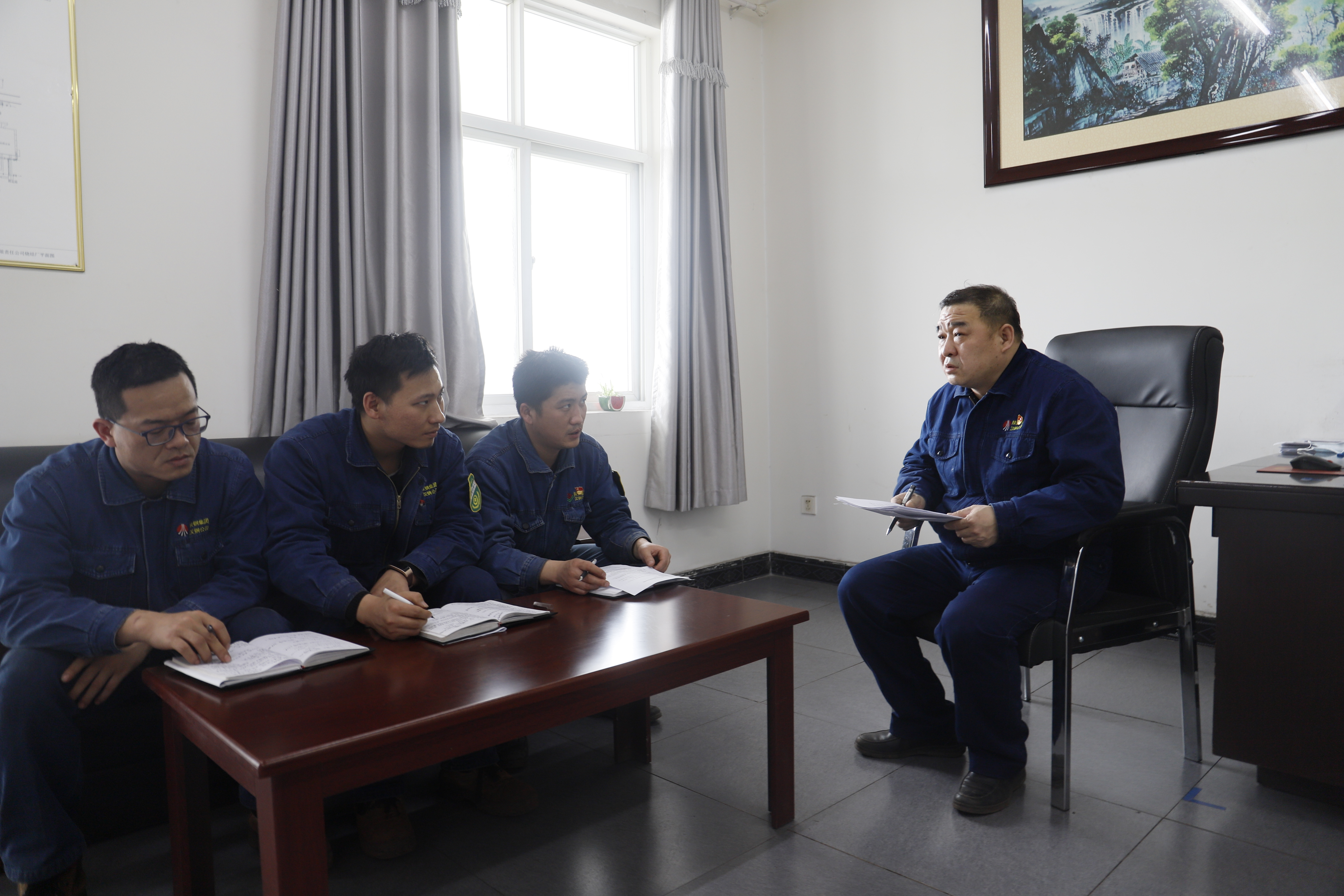 突出“四個結合” 點燃勞動競賽烽火——燒結廠燒結作業區榮獲“2024年陜西省勞動競賽優勝班組”