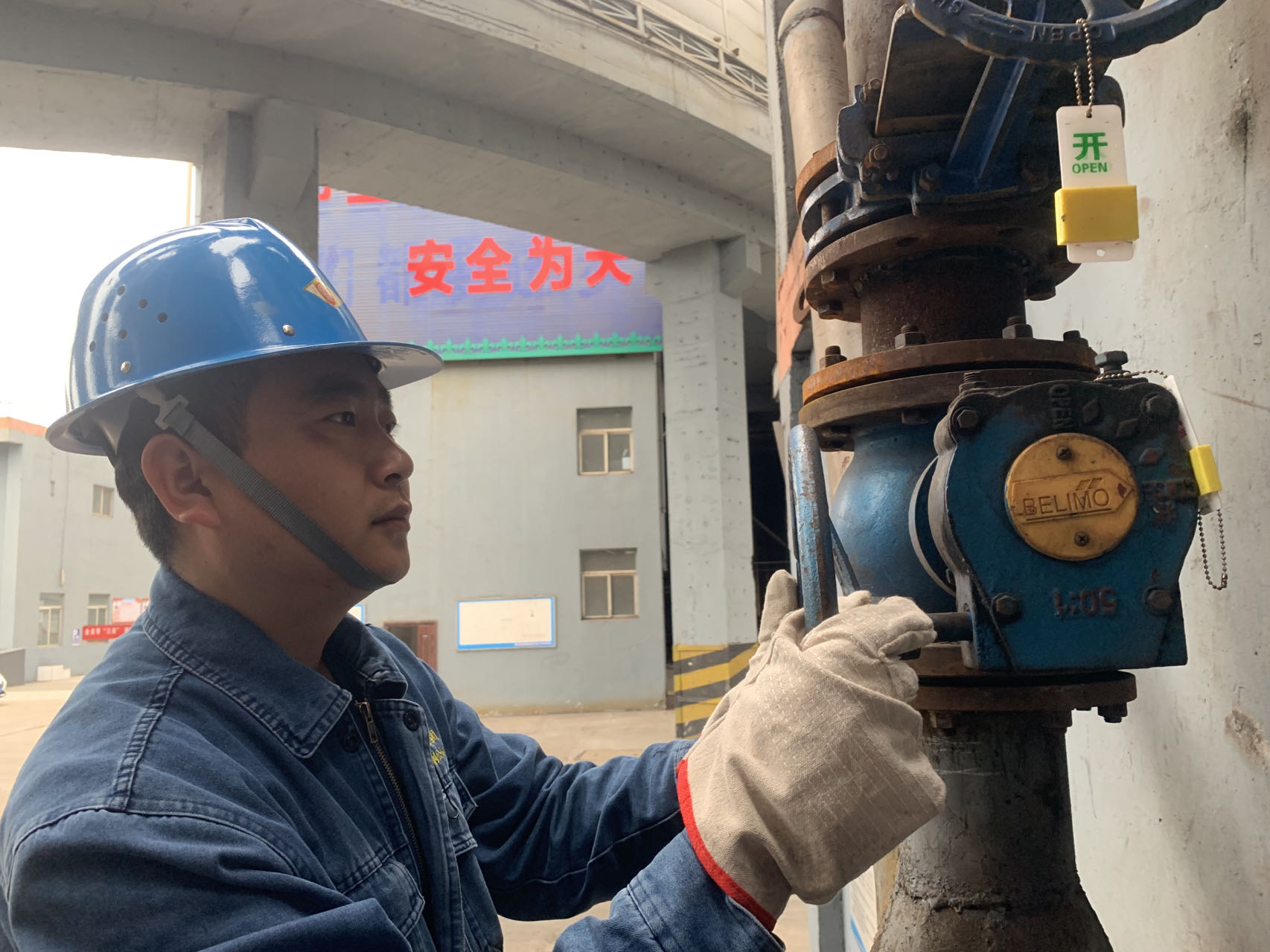 元旦我在崗！堅守一線“不打烊”