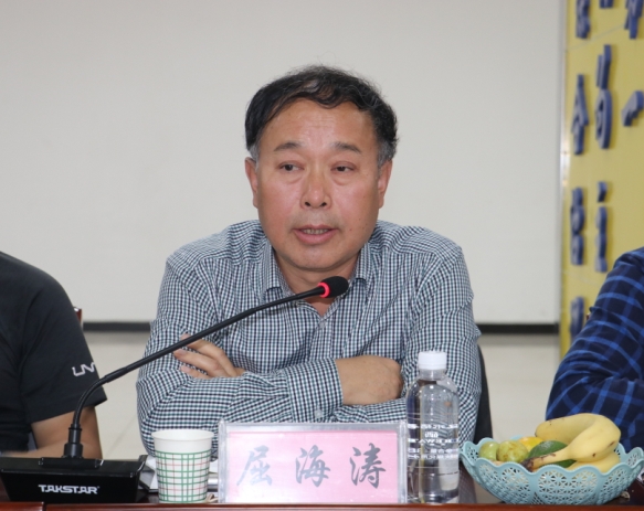 【公司新聞】公司召開“喜迎雙節 共建鋼城”新招錄大學生座談會