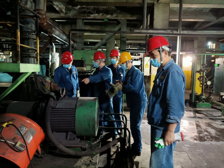 推進安全管理工作，軋鋼廠強勢來襲