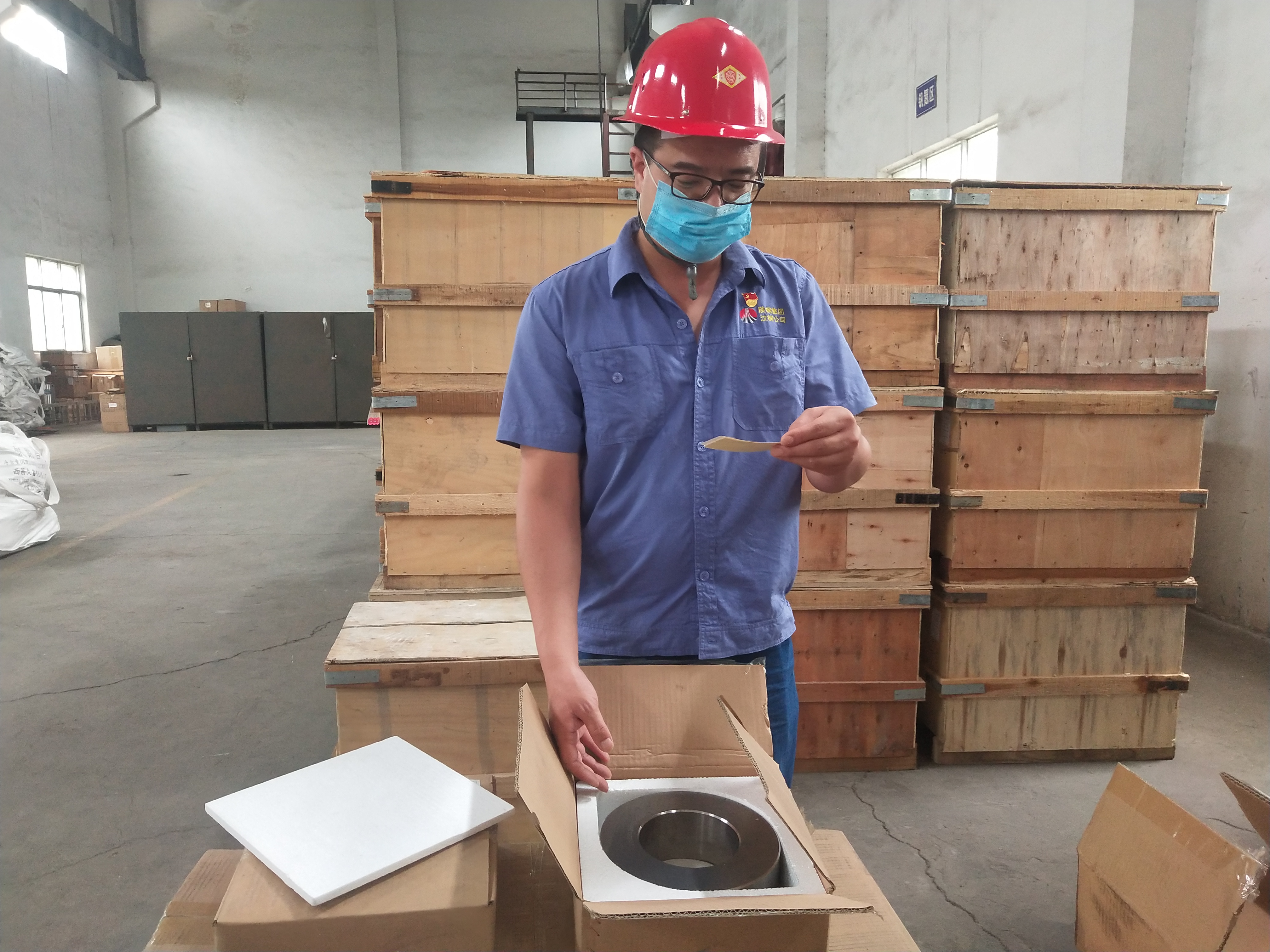 【星耀鋼城】不忘初心跟黨走 銳意進取創未來 ——記陜鋼集團優秀共產黨員包偉
